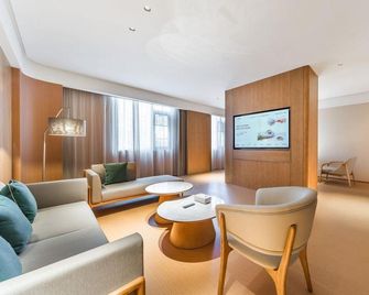 Ji Hotel - Huangshi - Living room