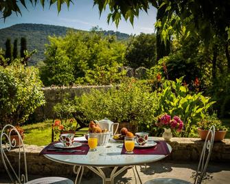 La Magnanerie d'Hôtes ,le jardin secret - Sauve - Patio