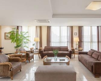 إنترسيتي فلوريانوبوليس - فلوريانوبوليس - ردهة