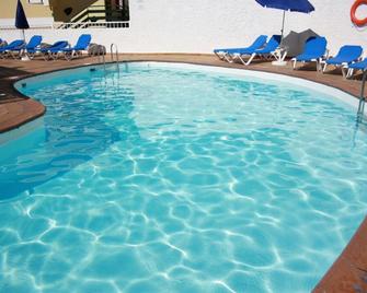 Faisan Apartments - 馬斯帕洛馬斯 - 游泳池