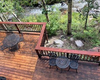 1st Chair Chalet - Monarch/Garfield - Creek Side Mountain Getaway - Monarch - Balcón