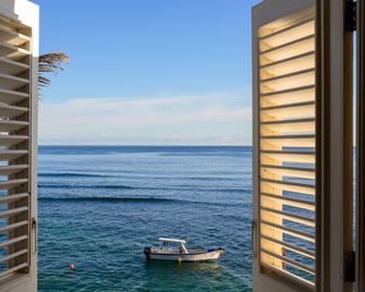 The Atlantis Historic Inn - Bathsheba - Outdoor view
