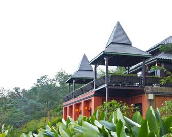 Thaton Hill Resort - Mae Ai - Balcony