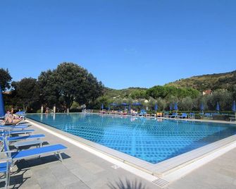 Apartment in Elba Near Bagnaia Beach - Rio nell'Elba - Pool