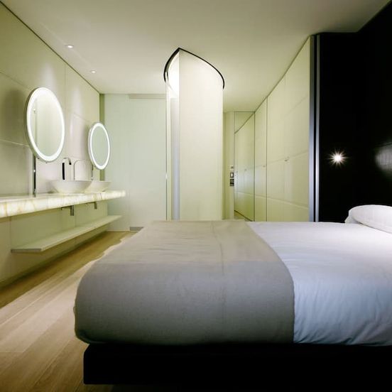 Hotel Puerta America image 1