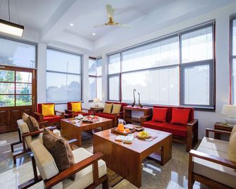 Alaya Stays Farm Naturelle Serene 3-Bhk - Rāmnagar