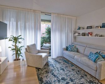 Madeleine apartments - Appartamento di charme - Milà - Sala