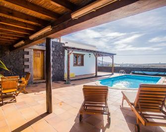A2 Casas Y Villas juani y juan lanzarote (tomaren) Free WiFi - Mozaga - Pool