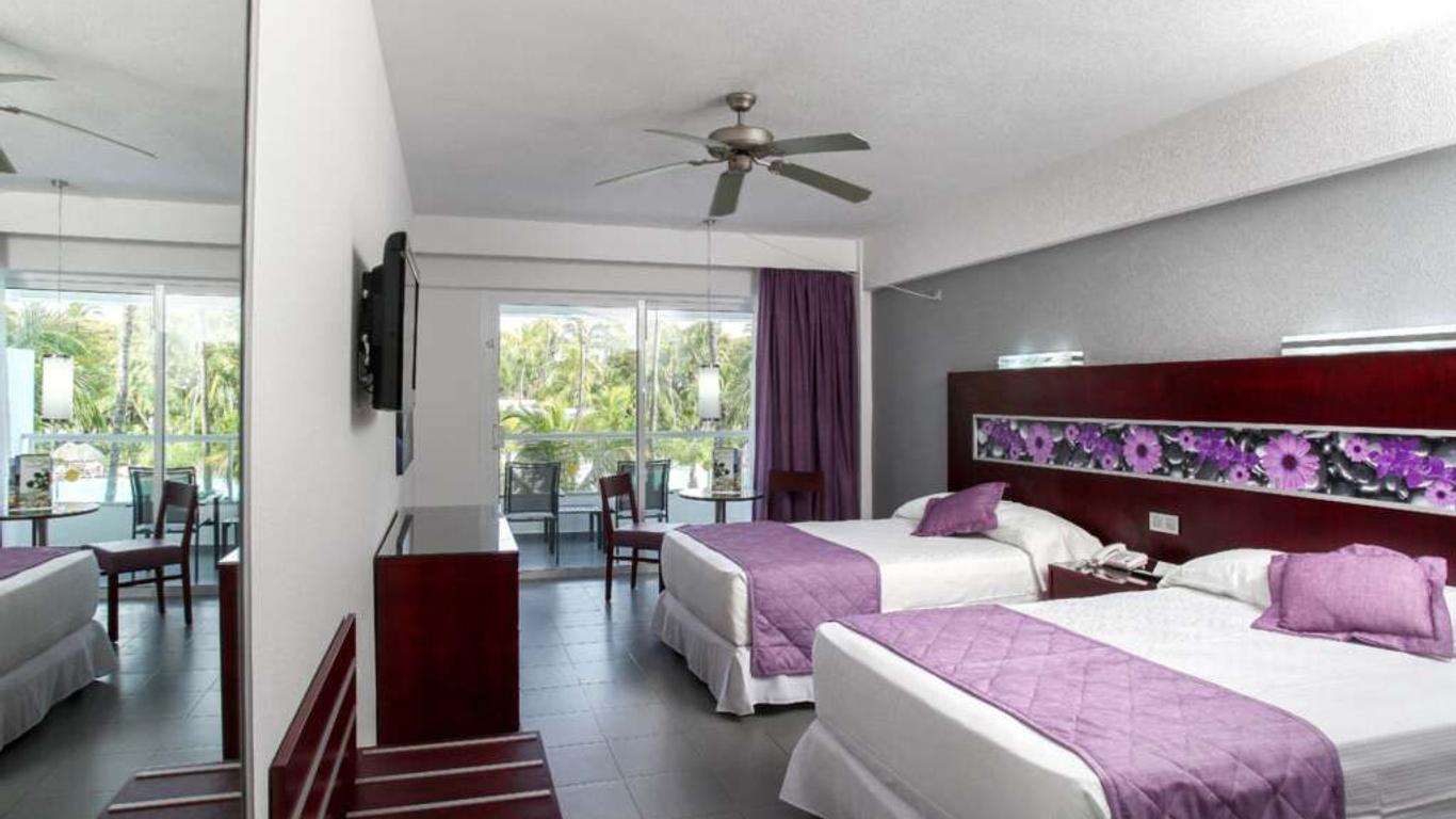 Riu Naiboa Hotel