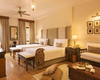 Suryagarh Jaisalmer - ג'יסלמר - חדר שינה