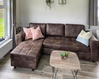 Gorgeous Home In Julianadorp With Wifi - Julianadorp - Living room