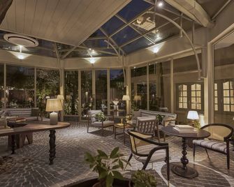 เพรสซิเดนท์ เมซง ซิกเนเจอร์ บาย เอ็ม วิลเลจ - โฮจิมินห์ซิตี้ - ลาน