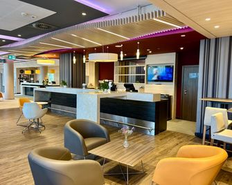 Holiday Inn Dabrowa Gornicza-Katowice By IHG - Dąbrowa Górnicza - Budova