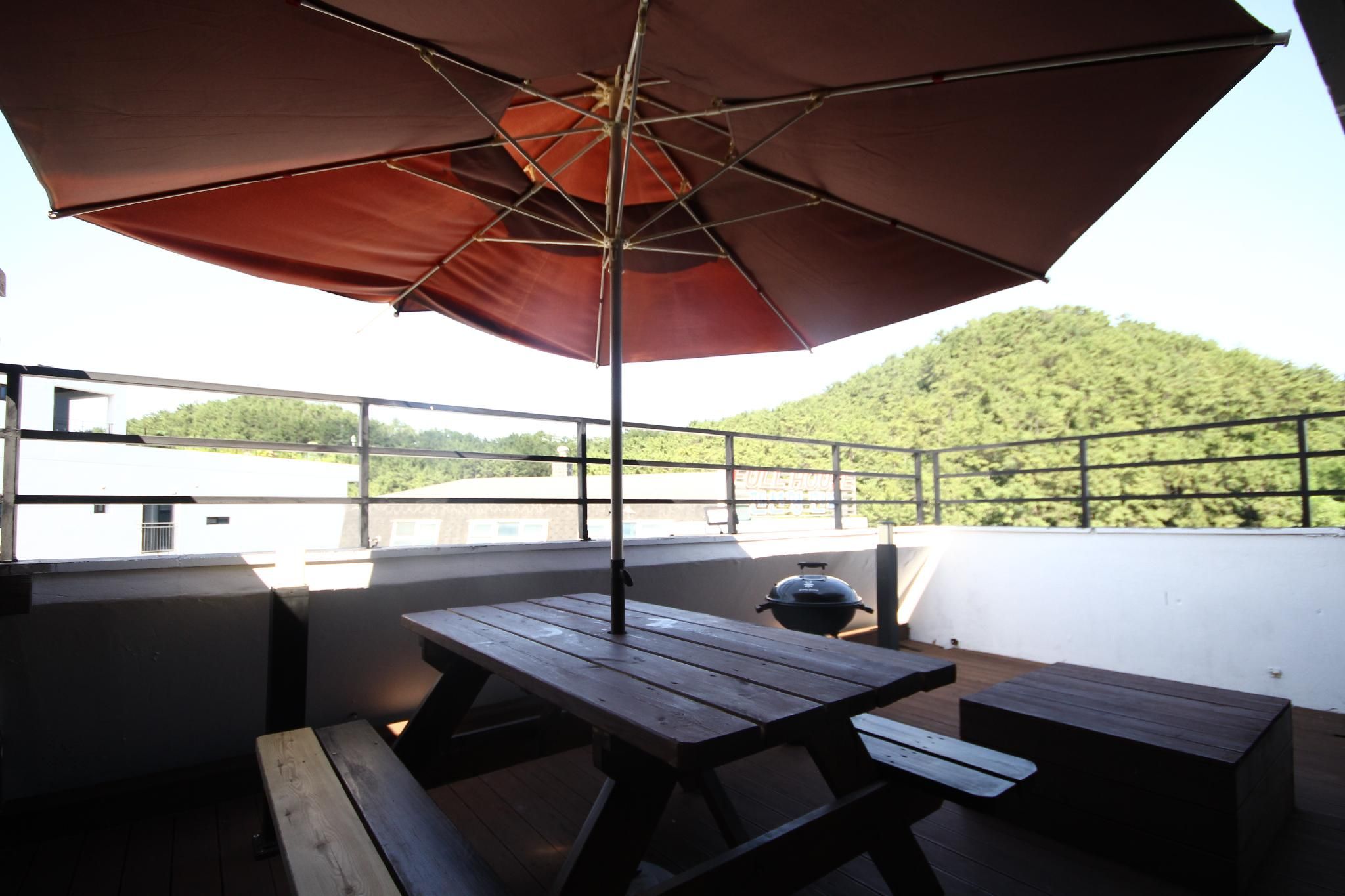 هوتل دايز ٕيه