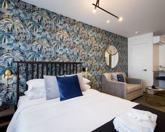 6768 - 202 Amazing mini studio with full kitchen by Denstays - Montréal - Chambre
