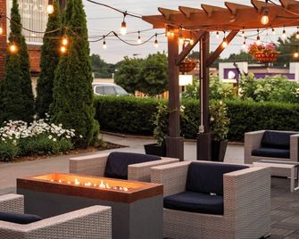 The Beaucatcher, a Boutique Motel - Asheville - Pátio