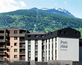 Hotel Le Parc - Briançon - Building