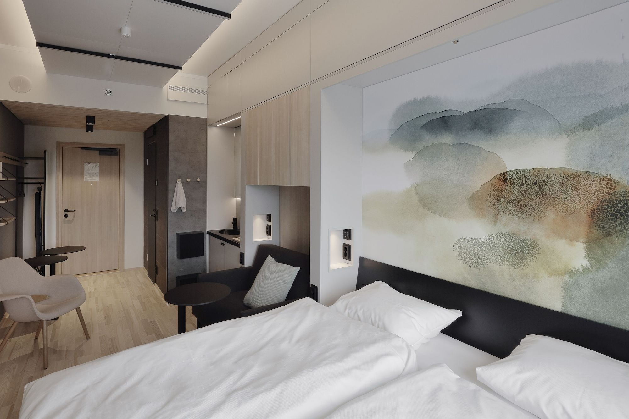 Valo Hotel & Work Helsinki thumbnail 3