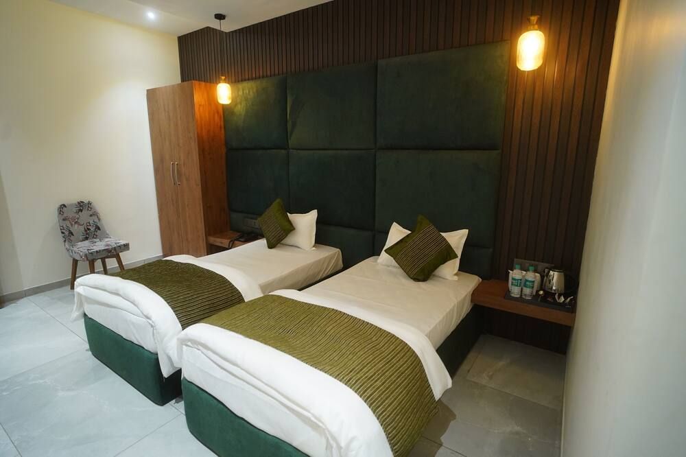 Hotel Lunar Stays - בהופאל - חדר שינה