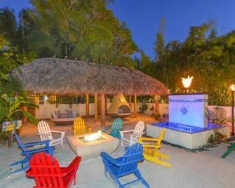 Siesta Key Palms Resort - Сарасота - Патіо