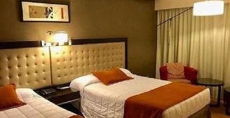 Howard Johnson Hotel And Casino Formosa - Formosa - Bedroom