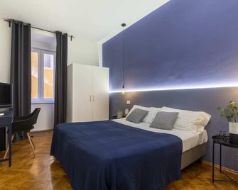 Lovely guest-room with private bathroom - Trieste - Chambre