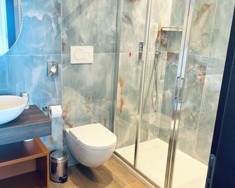 Hotel Petit Palais - Venice - Phòng tắm