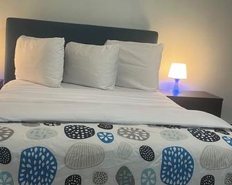 Gorgeous and Spacious Brooklyn 3 Bedroom home - New York - Bedroom