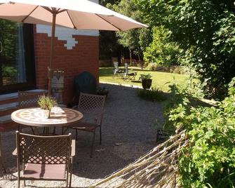 Doonbank Cottage Bothy - Ayr - Patio
