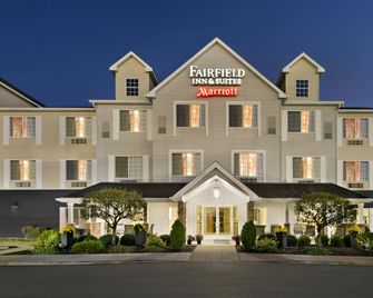Fairfield Inn & Suites by Marriott Wheeling-St. Clairsville, OH - Saint Clairsville - Budova
