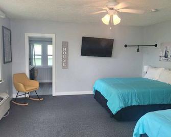 Cute little cottage in the best location. - Arnolds Park - Camera da letto