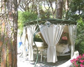 Holiday Home in Castagneto near the Beach - Donoratico - Patio