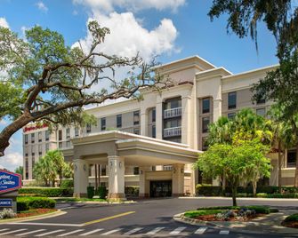 Hampton Inn & Suites Lake Mary At Colonial Townpark - לייק מרי - בניין