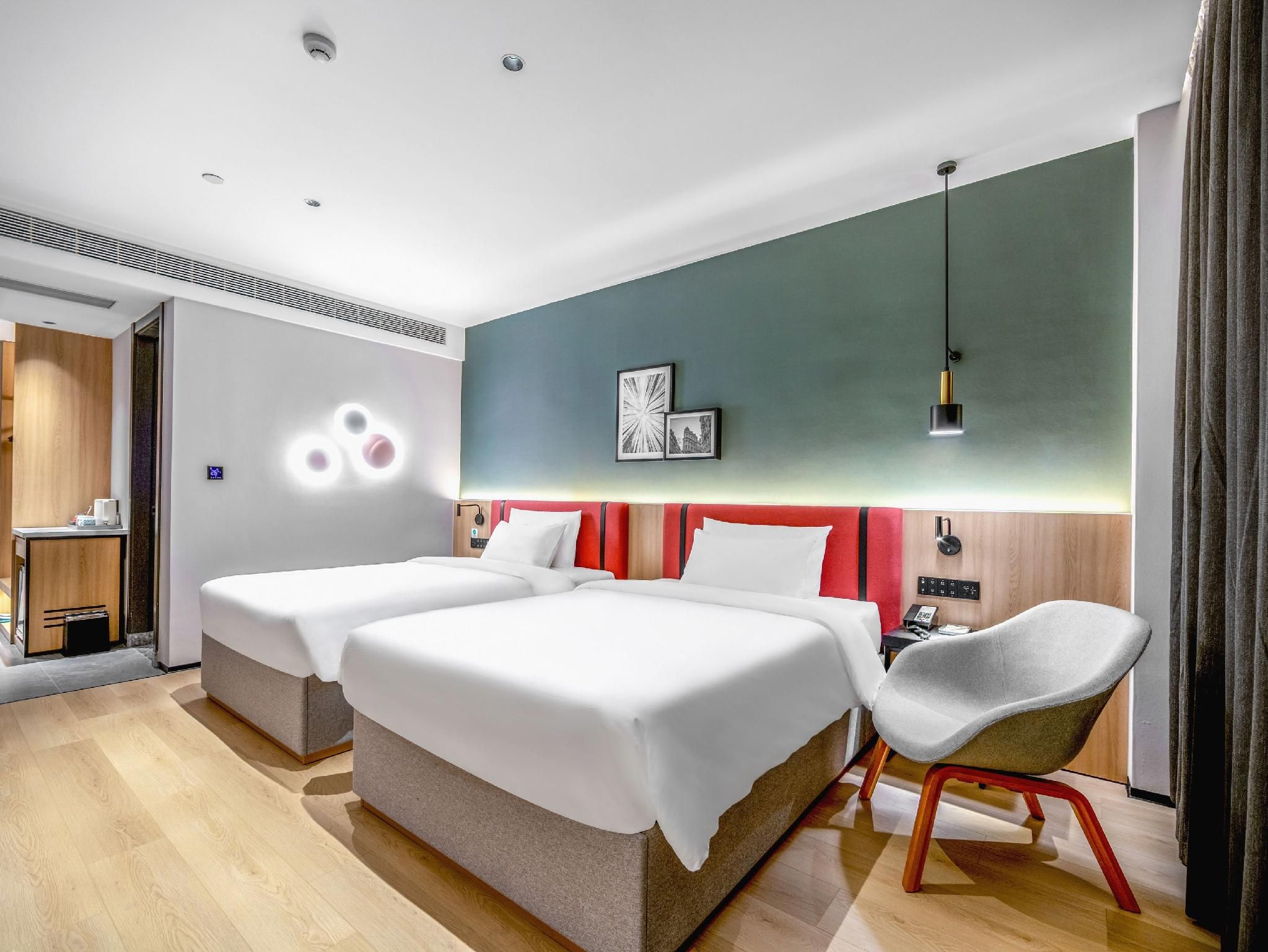 Campanile Hotel Nanjing South Station Daming Road Metro Station - نانجينغ - غرفة نوم