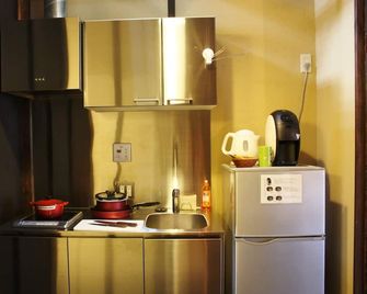 Unoan Traditional Townhouse Near Gion - Kyoto - Kitchen