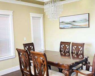 Jennifers House - Vancouver - Comedor