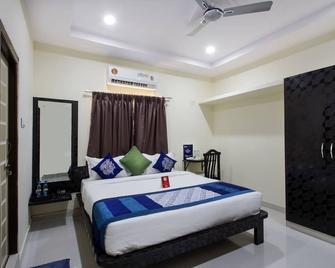 OYO 6663 Airport Pride Inn - Shamshabad - Bedroom