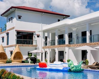 Sonrisa Resort De Playa by Hiverooms - San Remigio