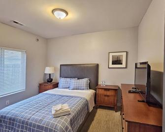 Must See to Believe! Amazing! - Spanaway - Habitación