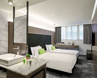 Hotel Ease Tsuen Wan - Hong Kong - Room amenity