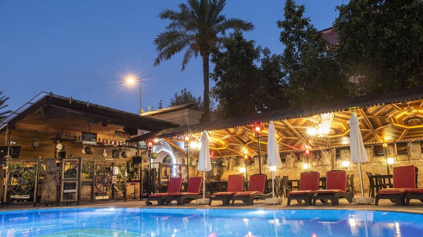 فايث هوتل كليوباترا