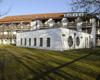 Parkhotel Cham - Cham - Building