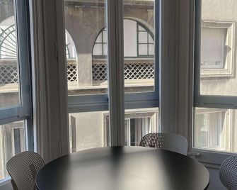 Apartamentos Express by gaiarooms - Барселона - Балкон