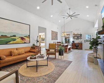 Private, peaceful retreat! Cozy and relaxing! - Heber-Overgaard - Lobby