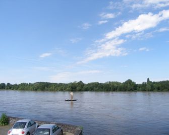 le prieuré - Montsoreau - Vista del exterior