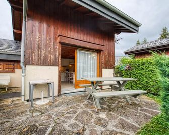Chalet Essertins - Chalet of 50m2 near lake blue - Morillon - Patio