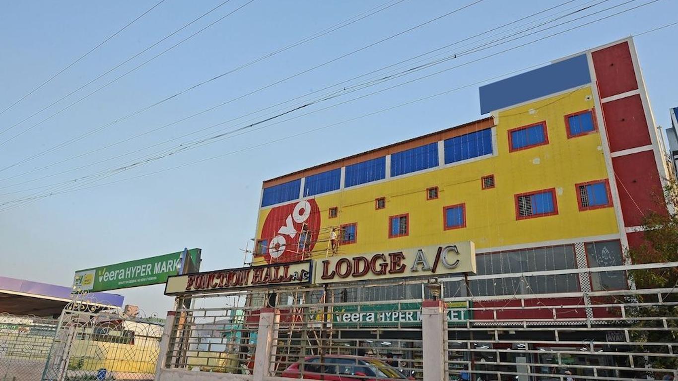 OYO 29663 Sp Highway Inn