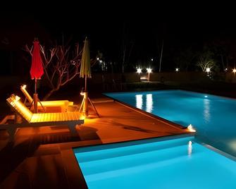 Nan Noble House Garden Resort - Nan - Zwembad