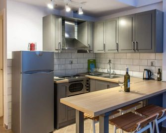 Villa Despina Green Suites - Polychrono - Küche