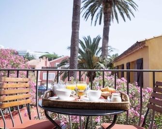 لا باستيد دو بورت - سان-تروبيه - شرفة